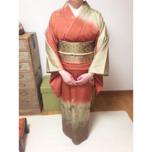 お嫁入りの時のお着物で礼装レッスン【大阪京橋の着付け教室きものたまより】